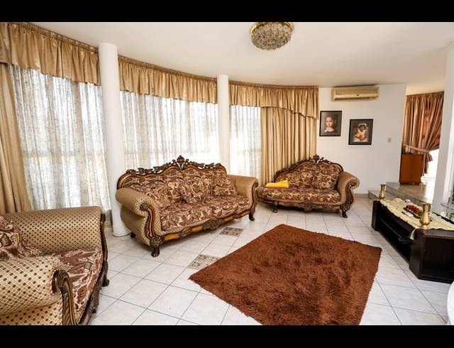 4 BEDROOM HOUSE FOR SALE IN GREENWOOD PARK